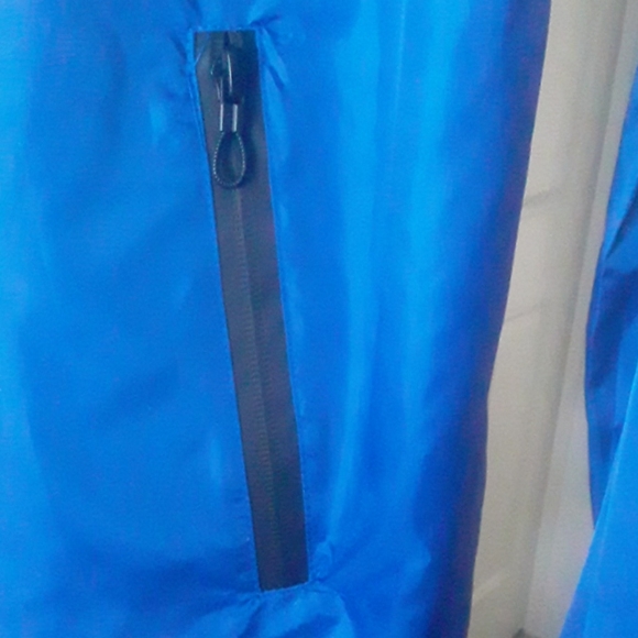 Windbreaker Jacket - Picture 6 of 8